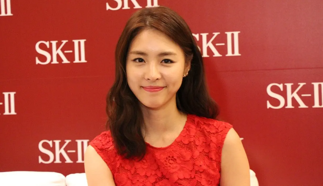 Walaupun kerap menuai kritikan soal aktingnya, Lee Yeon Hee menuai pujian lantaran penampilannya. Ia dipuji warganet karena punya kecantikan yang natural. (Foto: Soompi.com)
