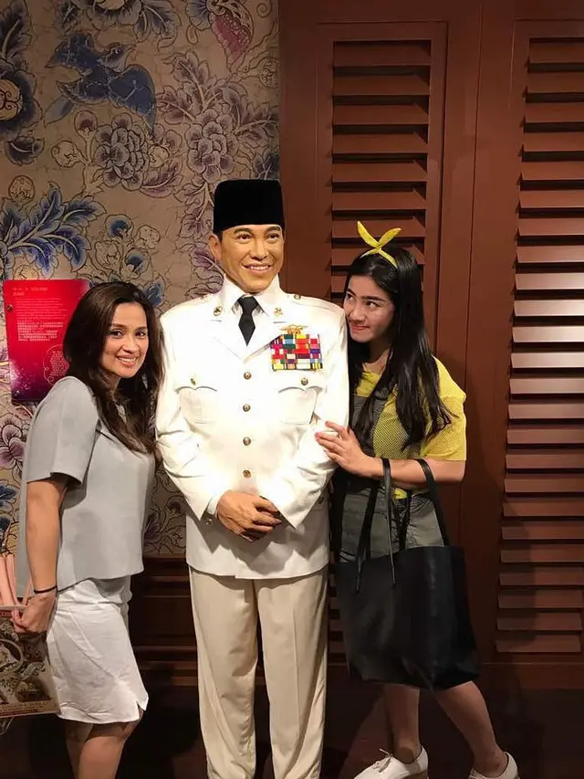 Potret Ibu Felicya Angelista yang Curi Perhatian (sumber: instagram/felicyangelista_)