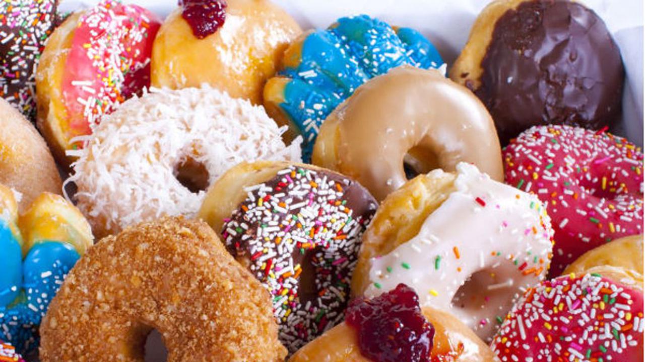 Idamkan Perut Rata? Mulai Sekarang Kurangi 4 Makanan Ini