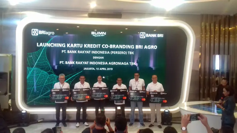 PT Bank Rakyat Indonesia (Persero) bekerjasama dengan anak usahanya, PT Bank Rakyat Indonesia Agroniaga luncurkan kartu kredit BRI Agro.