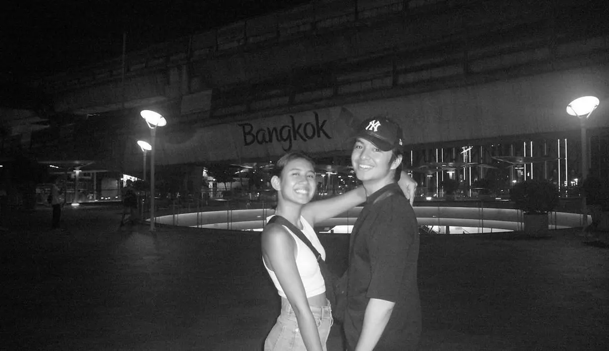 Namun keduanya punya preferensi menarik untuk sebuah date yang berkesan. (Instagram @shenacinnamon)