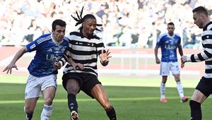 Winger muda milik Como, Jesus Rodriguez (paling kiri). (Isabella BONOTTO / AFP)