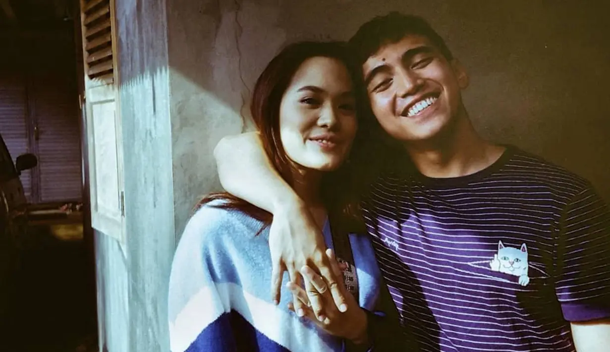 Ternyata Vadi sudah memiliki kekasih yang sama-sama berada di dunia musik. Sheryl Sheinafia,  termasuk wanita yang berbakat di dunia musik. (Liputan6.com/IG/@vadieakbar)