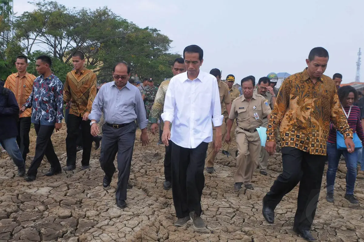 Dikawal Paspampres, Jokowi Tetap 'Kalem' 