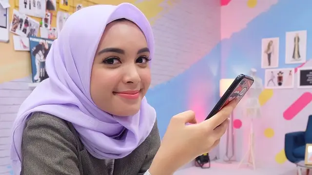 Claudia Andhara