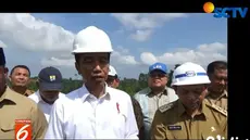 Menurut Jokowi, lahan yang ditawarkan Pemerintah Kaltim cukup strategis karena diapit dua bandara dan dua pelabuhan besar.