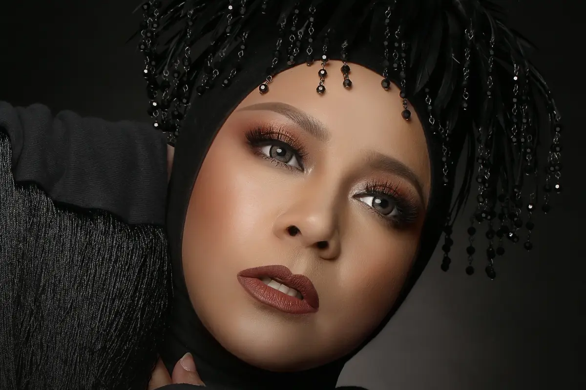Melly Goeslaw