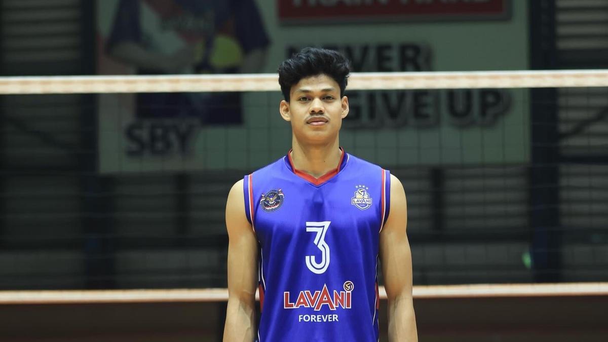 Profil &amp; Prestasi Boy Arnez Arabi, Atlet Voli Indonesia yang Curi Perhatian