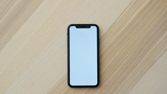 Ilustrasi HP mati karena kemasukan air