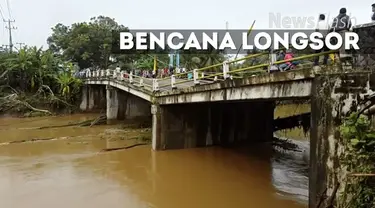 Selain di Pangandaran, bencana alam banjir dan longsor juga melanda Kota Banjar, Jawa Barat. Beberapa desa terendam dan akses menuju Jawa Tengah terputus.