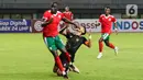Di laga ini, timnas Burundi tampil berbeda daripada pertandingan pertama.  (Liputan6.com/Herman Zakharia)
