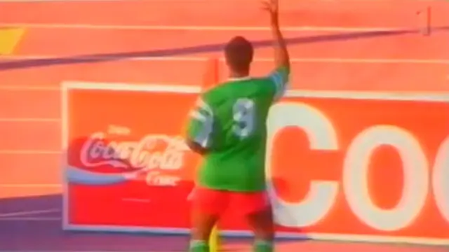 20 Gol spektakuler Piala Dunia | 15 - Roger Milla