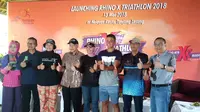 Juara Rhino X Triathlon 2017, Muhamad Taufik (ketiga dari kanan) siap menyambut tantangan di Rhino X Triathlon tahun ini (istimewa)