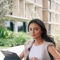 (Sumber: Instagram @amandarawles)