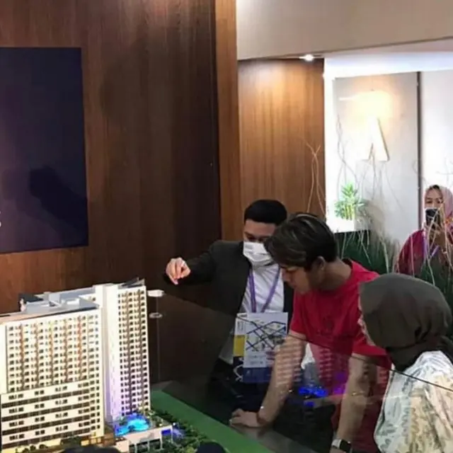 6 Momen Rizky Billar Beri Kejutan Satu Unit Apartemen untuk Lesty Kejora, Bikin Heboh