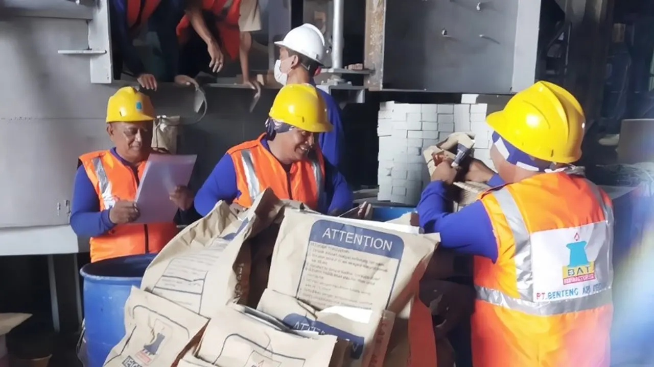 Pabrik PT Benteng Api Technic Tbk (BATR) atau BAT Refractories.
