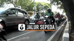 Meski sudah dibangun oleh Pemprov DKI Jakarta, jalur sepeda penggunaanya sering dilanggar oleh pengendara khususnya pengendara sepeda motor. warga khususnya penggemar sepeda berharap Pemprov menjaga jalur tersebut agar tetap steril.