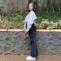 Penampilan terbaru Naura dengan gaya rambut pendek, bikin pangling. (Sumber: Instagram/@aku_naura)