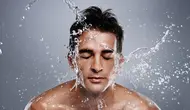 Usai Main Bola Langsung Nongkrong? Ini Grooming Pria Praktis agar Tetap Fresh Seharian