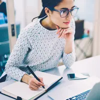 Ilustrasi pekerjaan wartawan/copyright shutterstock