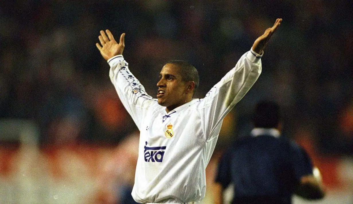 8. Roberto Carlos adalah pemain asing dengan penampilan terbanyak bersama Real Madrid di La Liga. Selama 11 tahun, Carlos telah bermain sebanyak 370 partai La Liga berbanding 244 partai milik Cristiano Ronaldo. (www.squawka.com)