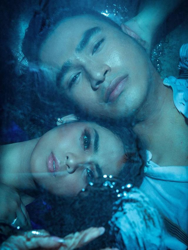 Gaya Pemotretan Putri D'Academy 4 dan Hari LIDA Dengan Tema Titanic. (Sumber: Instagram/@aldosinarta)