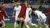 Rombak Skuat, Real Madrid Incar Bek Tangguh AC Milan