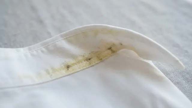Kenapa Kerah Baju Cepat Menguning Meski Sering Dicuci