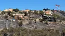 Bandara Marseille Provence sempat ditutup sejak Selasa (8/7/2025) siang dan baru dibuka kembali sebagian mulai pukul 21.30 waktu setempat. (Viken KANTARCI/AFP)