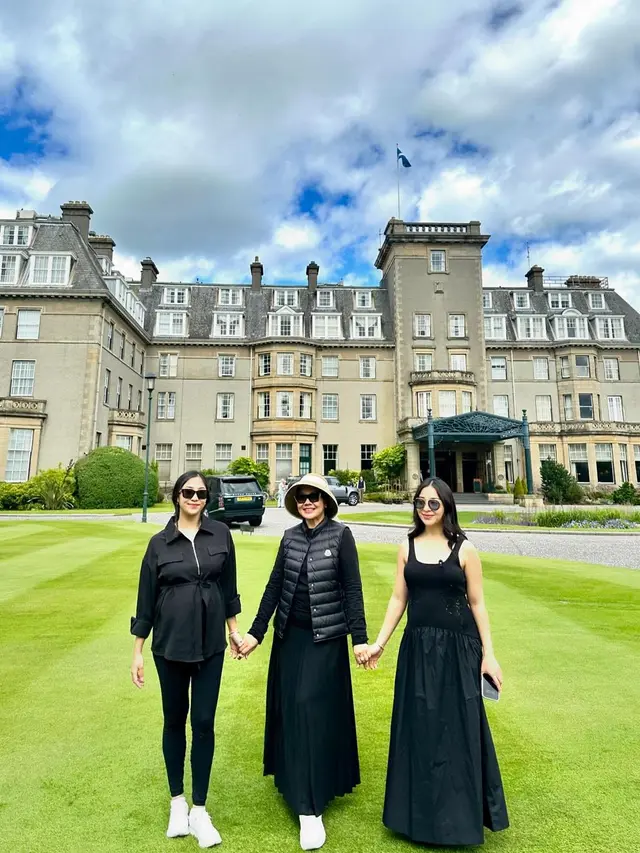 8 Adu Gaya Dua Bumil Nikita Willy dan Winona Willy Saat Babymoon Pertama dan Kedua di Luar Negeri