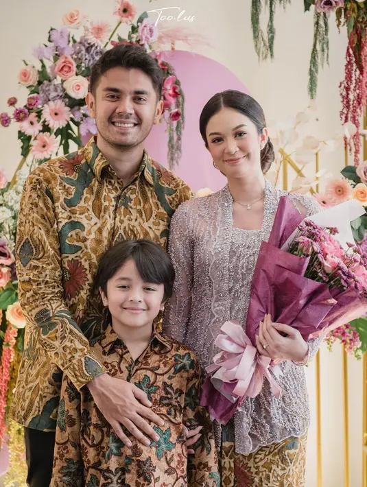 Bryan Mckenzie Lamar Faradilla Yoshi (Instagram/faradillayoshi)