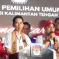 Bakal Calon Gubernur dan Wakil Gubernur Kalimantan Tengah Nadalsyah dan Supian Hadi memberikan keterangan pers kepada wartawan di halaman KPU Kalteng setelah proses pendaftaran, Kamis (29/8/2024).