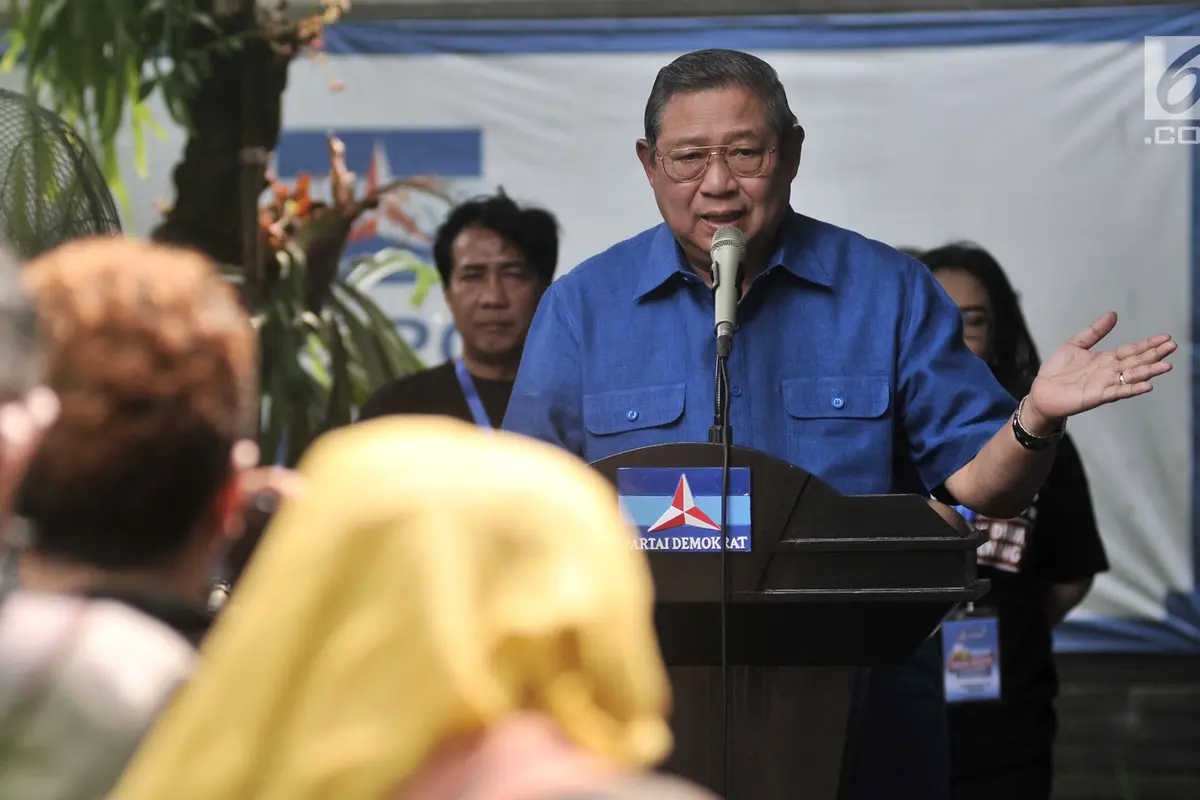 SBY Resmikan Gerakan Pasar Murah Demokrat di Jakarta