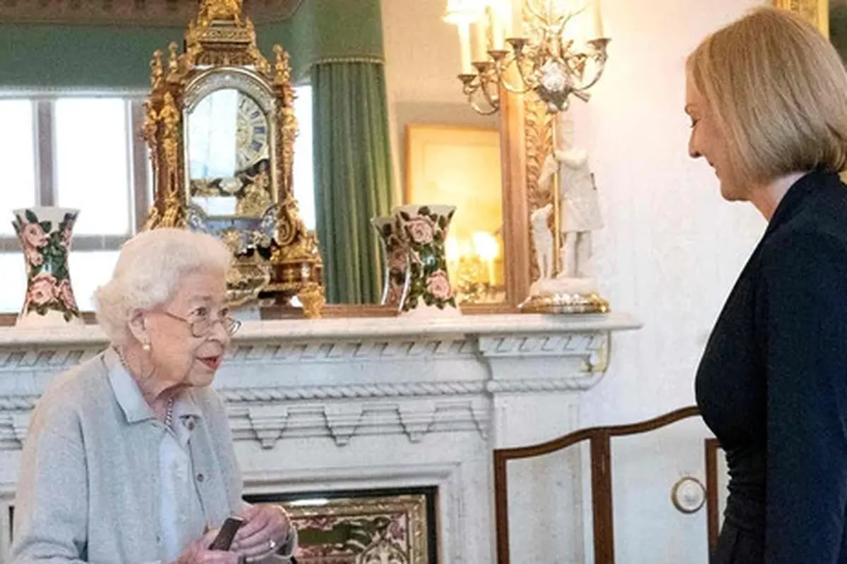 Perdana Menteri Inggris yang baru Liz Truss: Ratu Inggris Elizabeth II dan Perdana Menteri Inggris yang baru Liz Truss bertemu. (AFP)