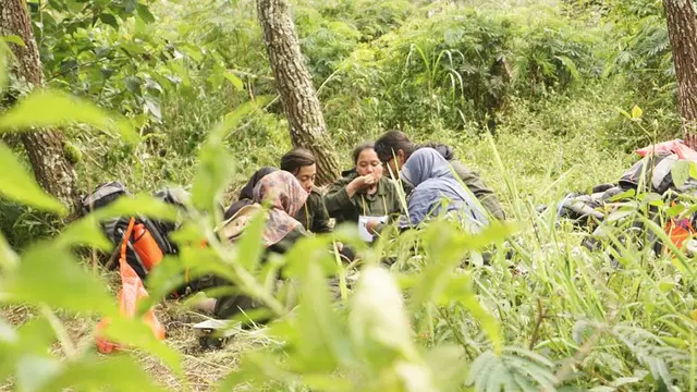 Pencerah Nusantar 6 Melakukan Pelatihan Survival di Hutan
