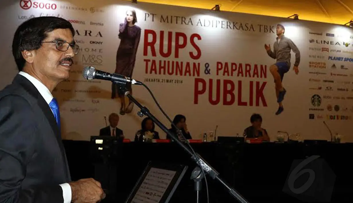 Petinggi MAP memberikan paparan tentang pendapatan di kuartal pertama Tahun 2014 sebesar 26% (Liputan6.com/ Johan Tallo)