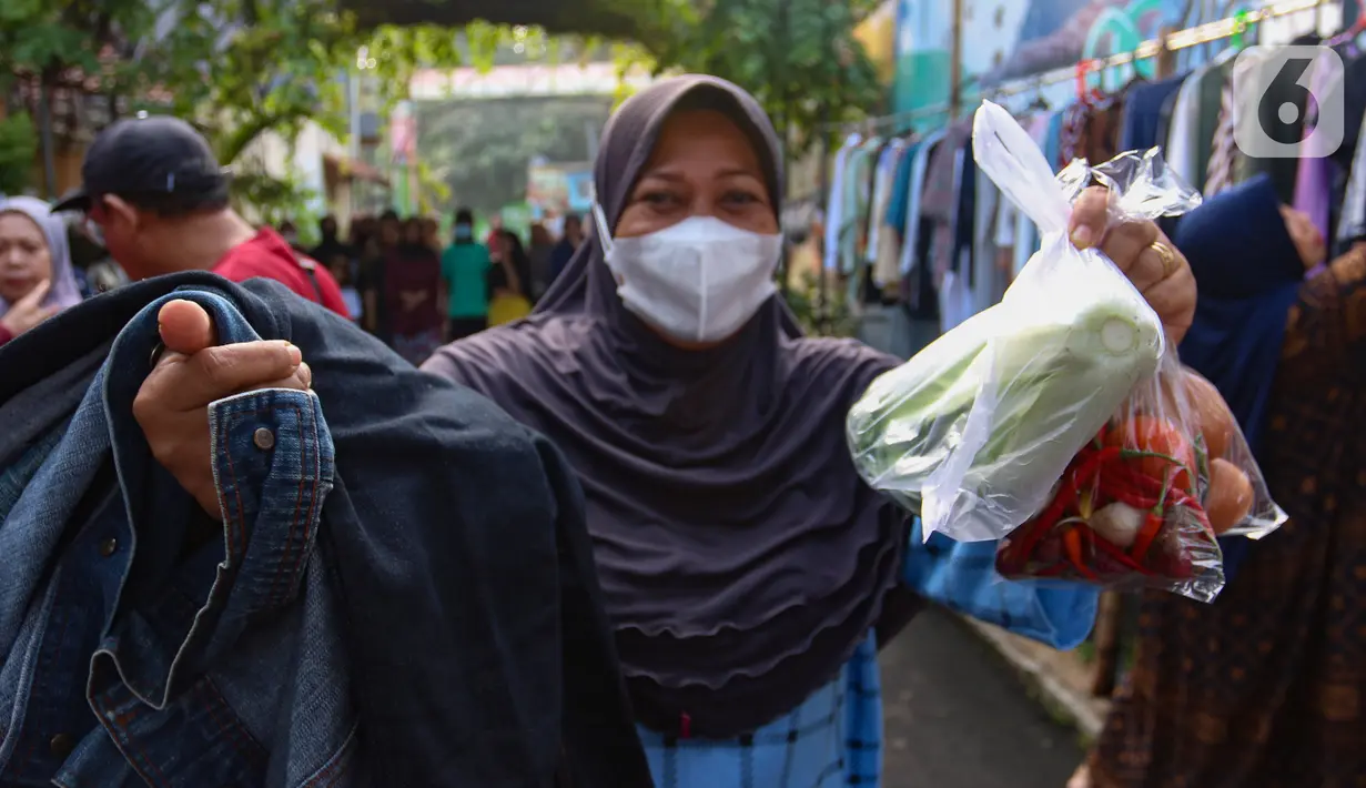 Warga pun bersyukur dan terbantu dengan adanya kegiatan ini. (merdeka.com/Arie Basuki)