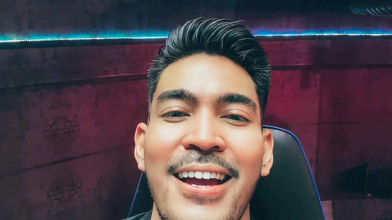 Robby Purba. (Foto: Instagram @robbypurba)