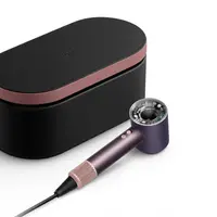 Dyson hadirkan inovasi alat styling rambut yang cocok digunakan di bulan Ramadan dan Lebaran. Styling jadi lebih mudah dan cepat dengan hasil yang maksimal. (Sumber: Dyson).