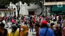 Pada H+3 Hari Raya Idul Fitri kawasan cagar budaya yang dibangun pada abad-17 oleh pemerintah kolonial Belanda tersebut dipadati wisatawan dari Jakarta maupun daerah-daerah lain di sekitarnya. (Liputan6.com/Johan Tallo)