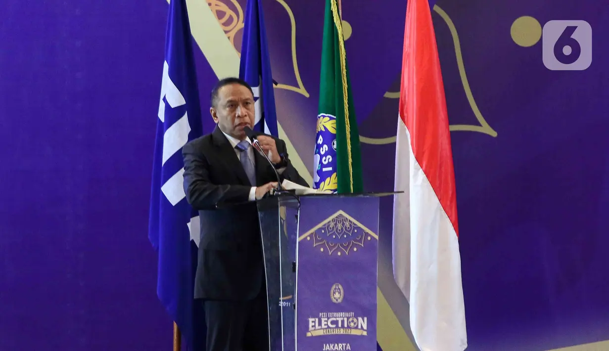 Menteri Pemuda dan Olahraga (Menpora), Zainudin Amali memberikan sambutan saat Kongres Luar Biasa (KLB) PSSI di Hotel Shangri-La, Jakarta Pusat, Kamis (16/2/2023). KLB ini akan memilih 15 Eksekutif Komite (Exco) PSSI untuk periode 2023-2027 yang terdiri dari satu Ketum, dua Wakil Ketua Umum (Waketum), dan 12 anggota Exco. (Liputan6.com/Herman Zakharia)