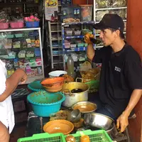 Tukang jamu asal Kota Pelajar ini kerap membuat suami orang cemburu.