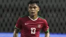 Setelah berhasil bawa Garuda Muda juara Piala AFF U22 2019, Rachmat Irianto menjadi pemain langganan timnas Indonesia. Ia selalu dipanggil di pemusatan latihan untuk menjalani persiapan di laga internasional. Rian digadang akan jadi bek tangguh Indonesia di masa depan. (Liputan6.com/IG/@bolacomid)