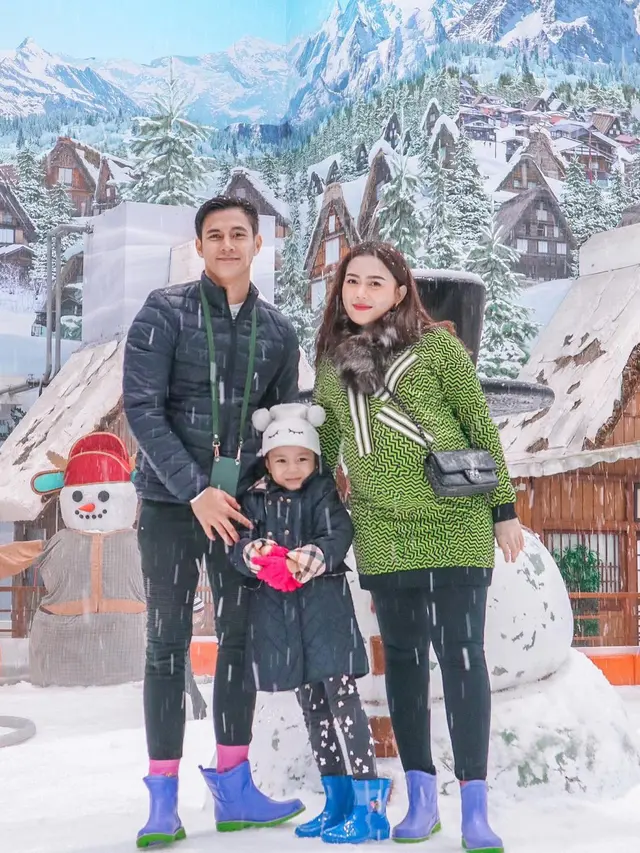 Carlo Milk dan Evelyne Andhini menantikan kelahiran anak kedua (Foto: Instagram/@carlomilk)