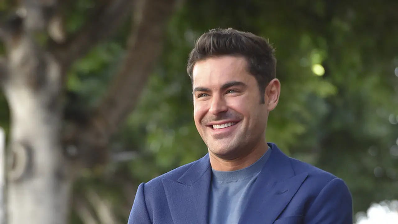 Zac Efron pada 11 Desember 2023. (Jordan Strauss/Invision/AP)