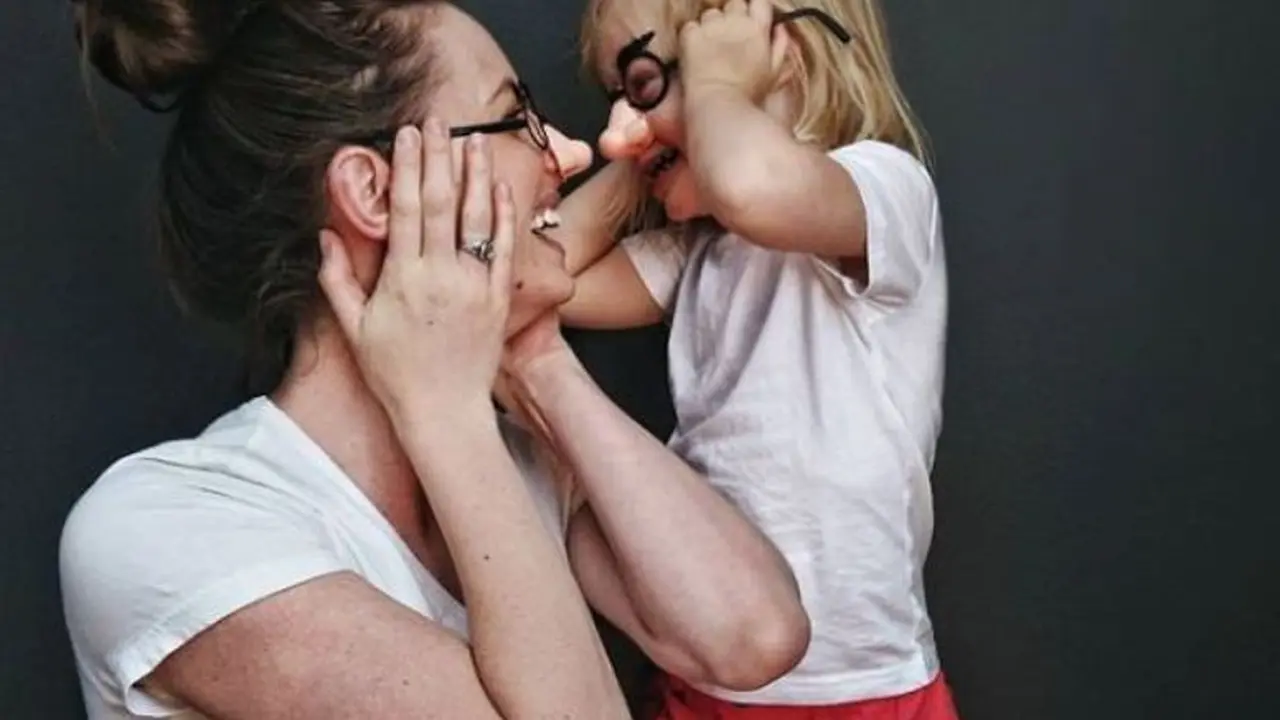Lewat Sejumlah Foto, Perempuan Ini Berikan Gambaran Serunya Liburan Bareng Anak