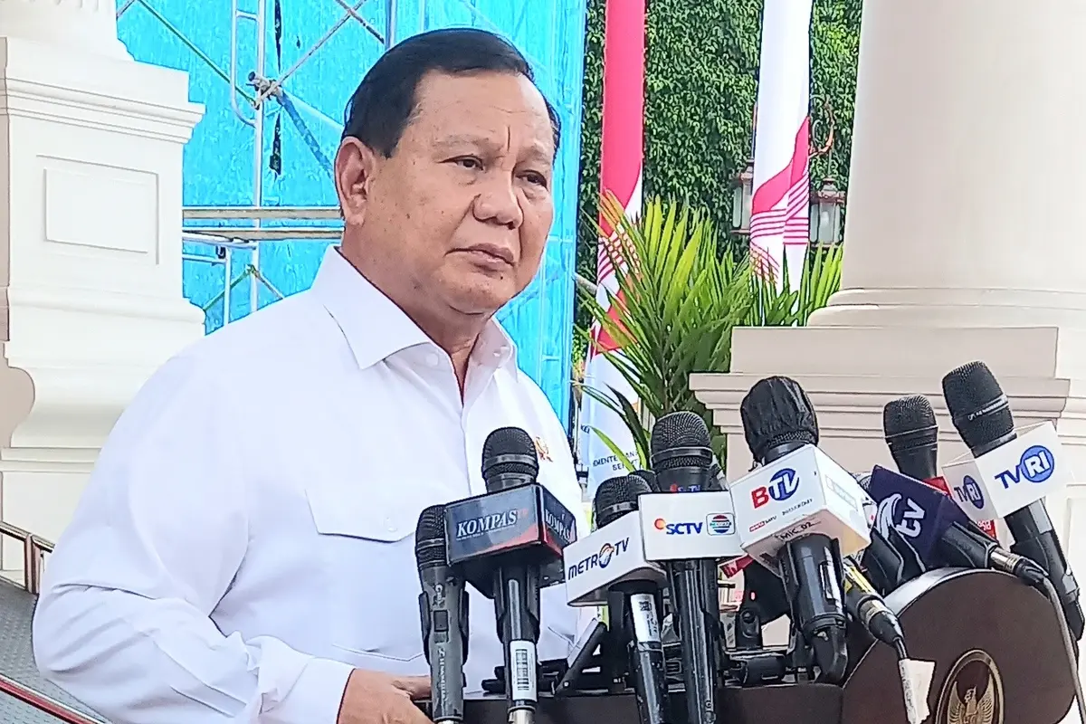 Menteri Pertahanan Prabowo Subianto menggelar keterangan pers usai menghadap Presiden Joko Widodo (Jokowi) di Istana Negara, Senin, 10 Juli 2023. (Muhammad Genantan Saputra/Merdeka.com)