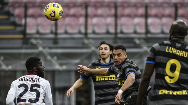 FOTO: Inter Bantai Genoa, 3 Pemain ex Manchester United Cetak Gol