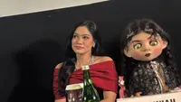 Titi Kamal Refresh ke Curug dan Hutan di Sela Syuting The Doll Ghawiah, Banyak Adegan Menguras Fisik