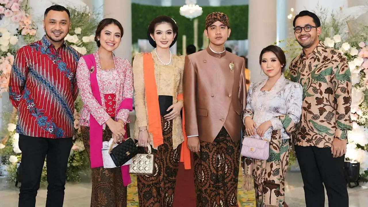 Selvi Ananda dan Kiky Saputri